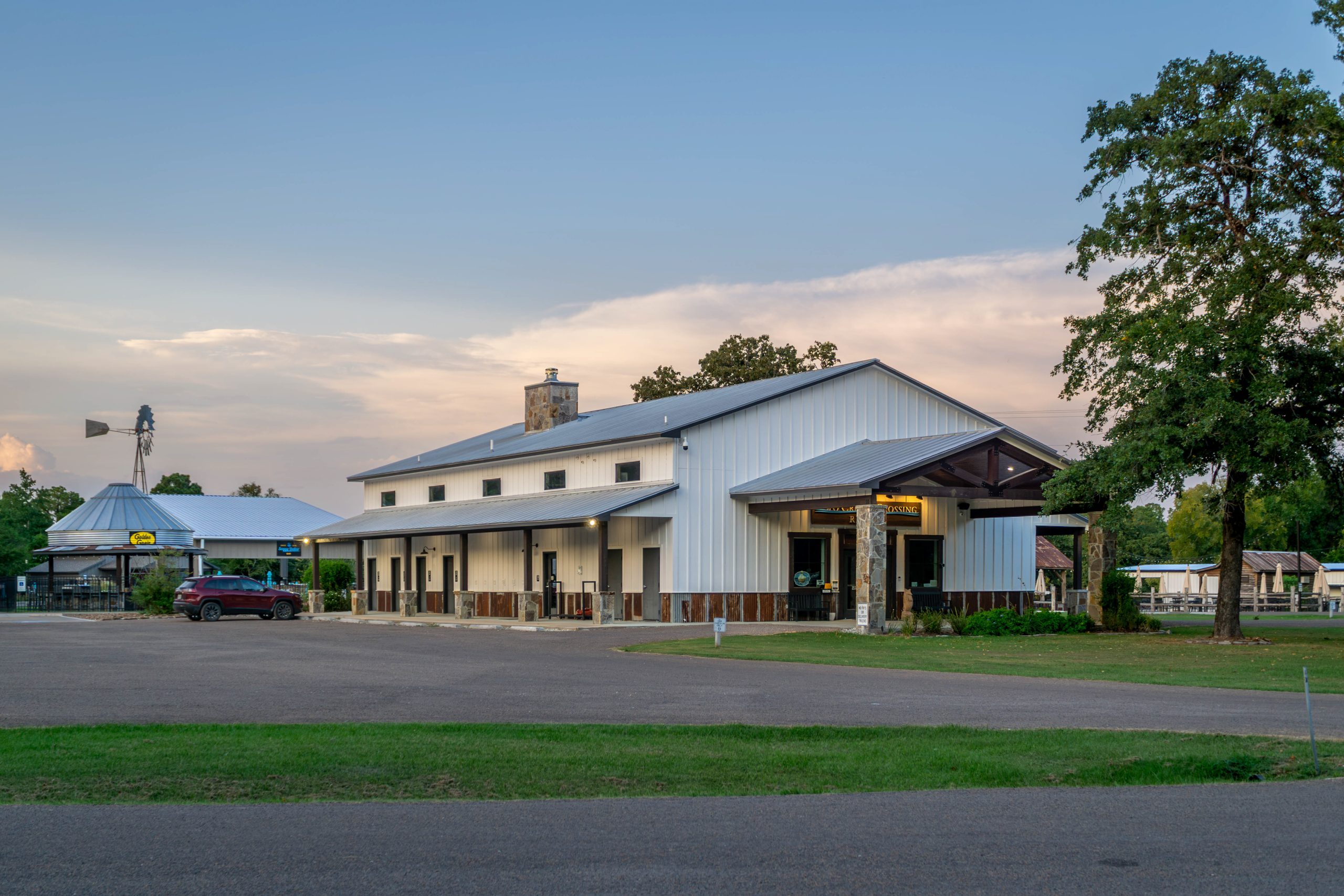 The main resort building at Two Creeks Crossing Resort